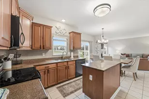 7445 Holderman St, Lewis Center, OH 43035 - Photo 13