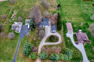 5400 Chestnut Hills Rd NE, Newark, OH 43055 - Photo 1