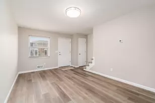 5762 W Pine Tree Street W, Columbus, OH 43229 - Photo 5