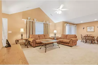 7904 Meadowlark Lane S, Reynoldsburg, OH 43068 - Photo 9