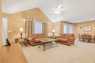 7904 Meadowlark Ln S, Reynoldsburg, OH 43068 - Photo 9