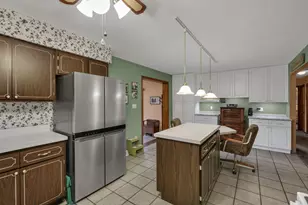 1996 Borror, Grove City, OH 43123 - Photo 33