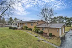 1996 Borror, Grove City, OH 43123 - Photo 3