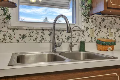 1996 Borror, Grove City, OH 43123 - Photo 37