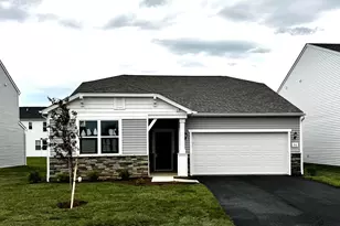 310 Fortune Dr, Galloway, OH 43119 - Photo 1