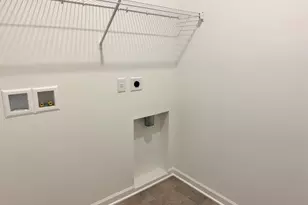 310 Fortune Dr, Galloway, OH 43119 - Photo 13