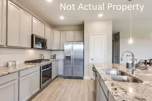 310 Fortune Dr, Galloway, OH 43119 - Photo 5