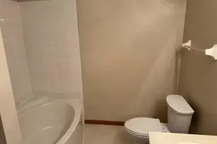 5579 Eagle Harbor Dr, Westerville, OH 43081 - Photo 13