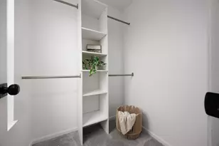 895 Robmeyer Dr, Columbus, OH 43207 - Photo 23