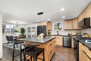 1530 Pemberton Dr, Columbus, OH 43221 - Photo 13