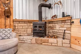 31201 Claypool Hollow Rd, McArthur, OH 45651 - Photo 23