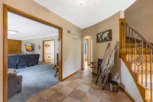 10084 Cadiz State Route 21 Rd, Cambridge, OH 43725 - Photo 3