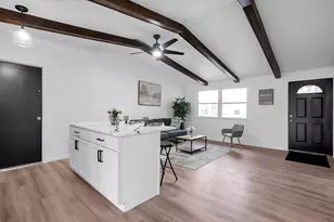 3118 Elmreeb Dr, Columbus, OH 43219 - Photo 9