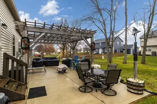 5577 Lilac Ave, Grove City, OH 43123 - Photo 11