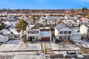 2981 Stonebluff Dr, Columbus, OH 43232 - Photo 3