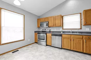 1192 Walker Springs Dr, Blacklick, OH 43004 - Photo 13