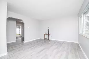 866 Brookdale Dr, West Jefferson, OH 43162 - Photo 3