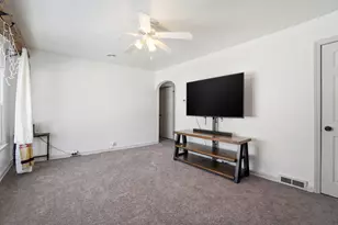 838 Crew Ave, Galion, OH 44833 - Photo 5