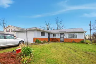 3389 Dillward Dr, Columbus, OH 43219 - Photo 1