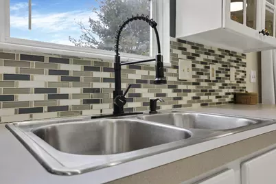 4596 Stratford Lane, Columbus, OH 43232 - Photo 17