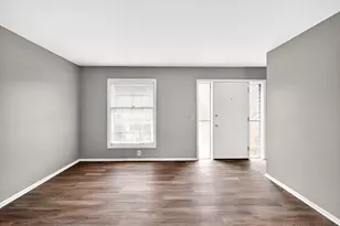 2375 Hardesty Dr N, Columbus, OH 43204 - Photo 7