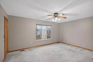 7565 Harbour Town Dr, Pickerington, OH 43147 - Photo 35