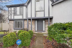 7565 Harbour Town Dr, Pickerington, OH 43147 - Photo 5