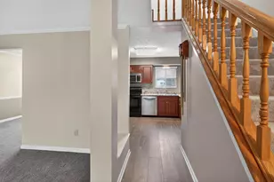 7565 Harbour Town Dr, Pickerington, OH 43147 - Photo 7