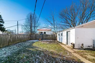 2861 Woodland Ave, Columbus, OH 43224 - Photo 37