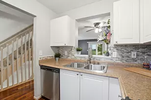 4010 Meadowick Dr, Columbus, OH 43230 - Photo 9