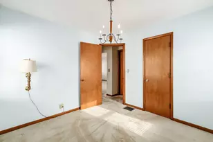 575 Morse Rd, Columbus, OH 43214 - Photo 17