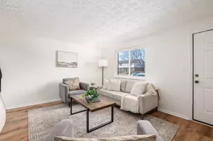 4871 Berry Hill Ct, Columbus, OH 43230 - Photo 9