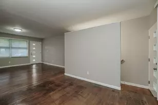 414 E Clearview Ave, Columbus, OH 43085 - Photo 7