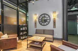 570 S Front St, Columbus, OH 43215 - Photo 23