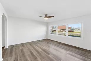 2943 Carol Ave, Grove City, OH 43123 - Photo 7