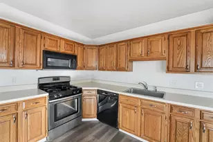 2943 Carol Ave, Grove City, OH 43123 - Photo 13