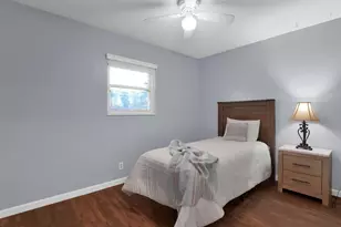 182 E Center St, London, OH 43140 - Photo 15