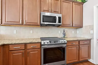 1579 Linkhorn Drive, Grove City, OH 43123 - Photo 9