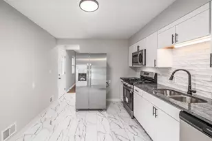 2480 Shrewsbury Rd, Columbus, OH 43221 - Photo 13