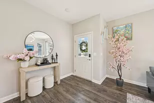 38 Waterman Ave, Commercial Point, OH 43116 - Photo 11