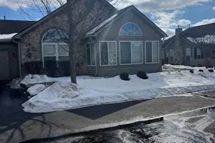 605 Turning Leaf Ln, Heath, OH 43056 - Photo 3