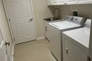 605 Turning Leaf Ln, Heath, OH 43056 - Photo 23