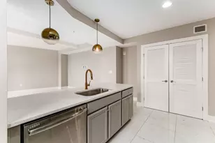 50 W Broad St, Columbus, OH 43215 - Photo 7