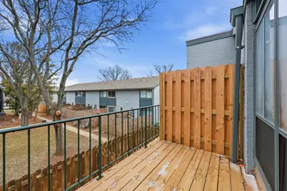 1126 Merrimar Circle N #M, Columbus, OH 43220 - Photo 7