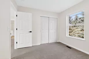 5136 Maple Valley Dr, Columbus, OH 43228 - Photo 35