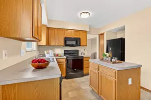 6495 Saylor St, Canal Winchester, OH 43110 - Photo 5