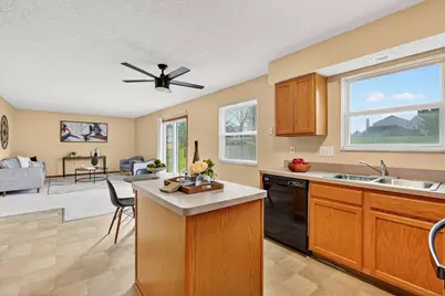 6495 Saylor Street, Canal Winchester, OH 43110 - Photo 7