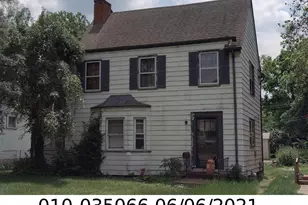 2599 E 5th Ave, Columbus, OH 43219 - Photo 1