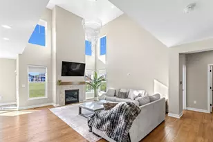 10855 Bellflower Dr, Plain City, OH 43064 - Photo 5