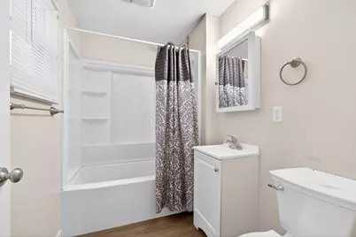 100 W Poplar Avenue, Newark, OH 43055 - Photo 17